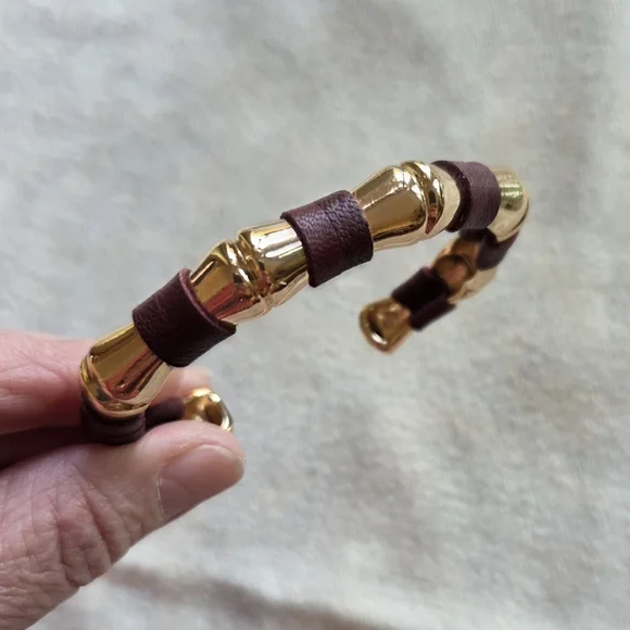 Bamboo Motif Cuff Bracelet with Leather Detailing - Picture 4 of 9